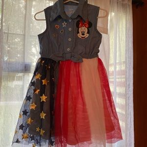 Minnie Mouse red white and bule